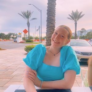 Meet your Posher, Addison